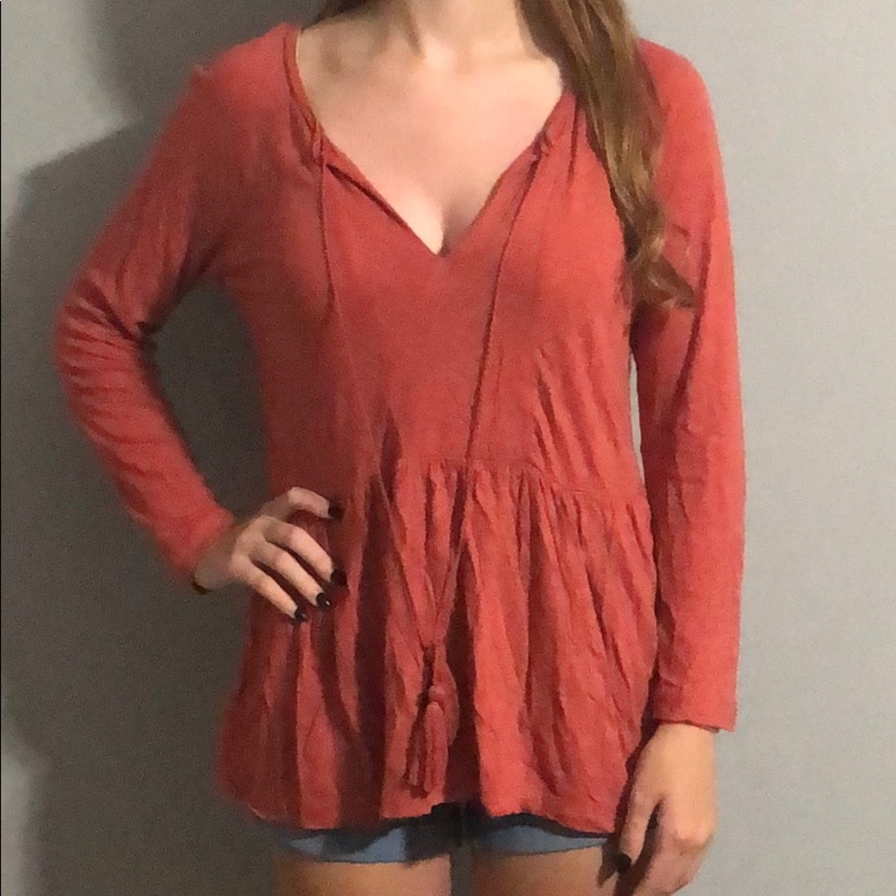 Loft flowing top